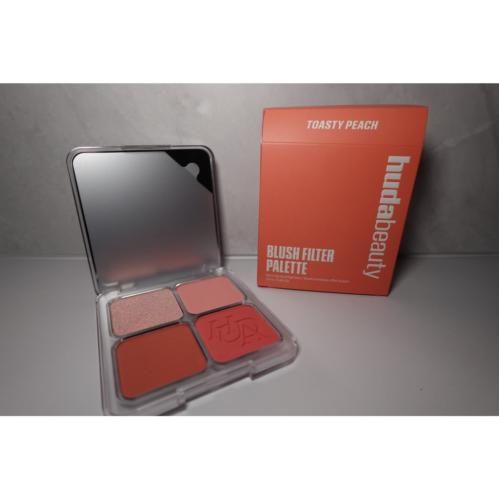 Huda Beauty Blush Filter Blurring Blushlighters Palette