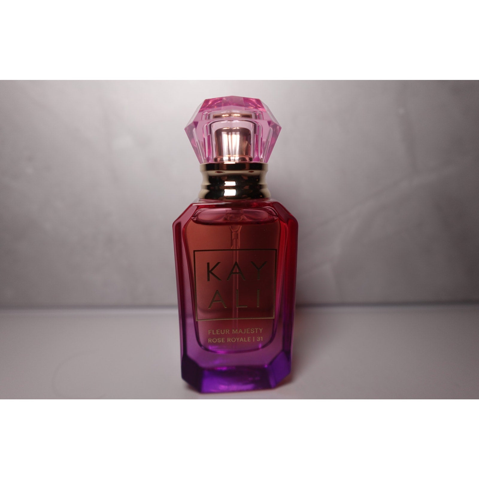KAYALI  FLEUR MAJESTY ROSE ROYALE | 31 Eau de Parfum Travel Spray